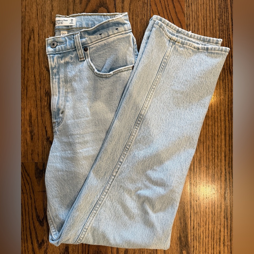 Abercrombie & Fitch The 90’s Straight Jean